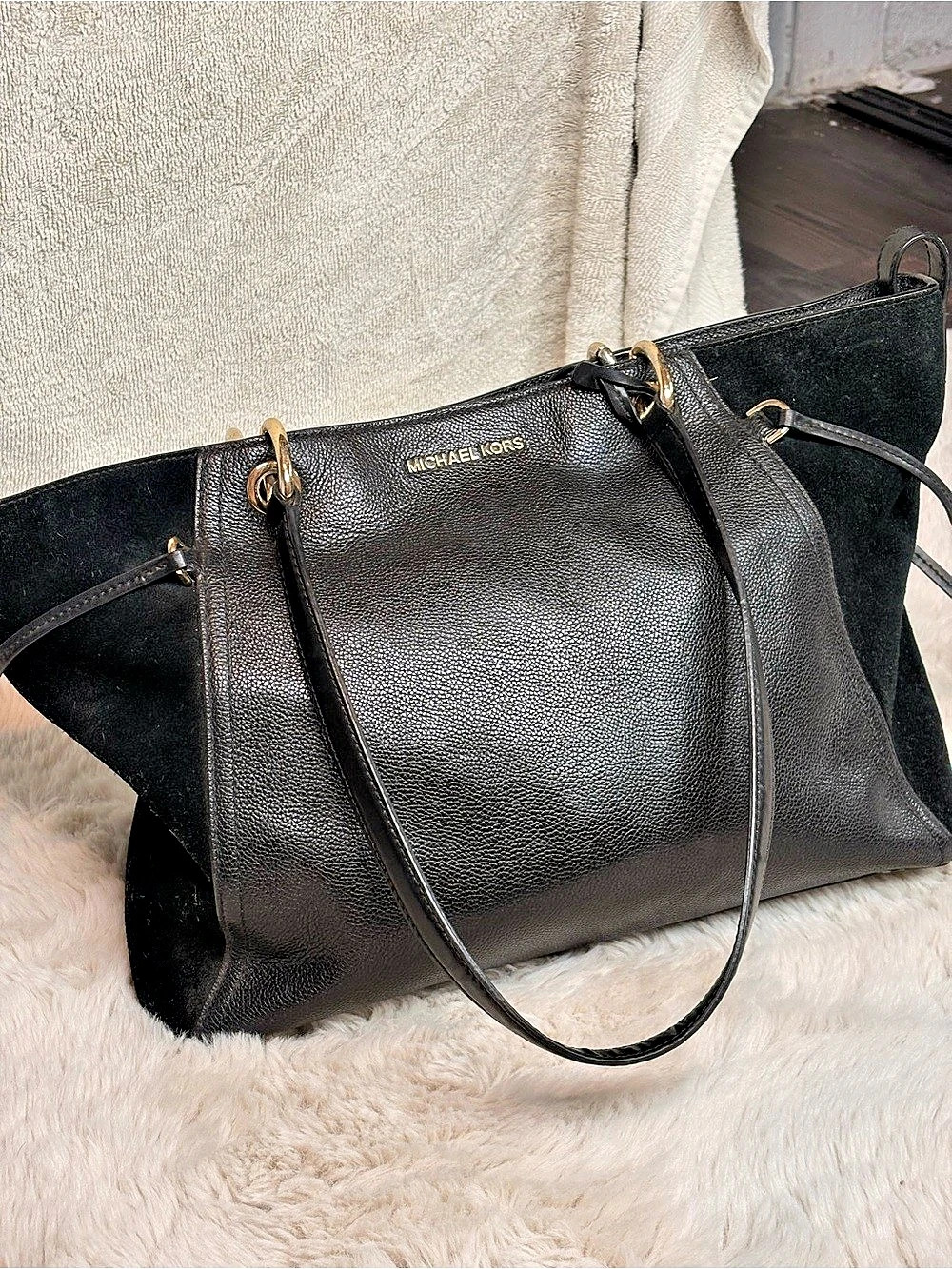 Michael Kors Black Pebbled Leather & Suede Tote Bag 🖤
